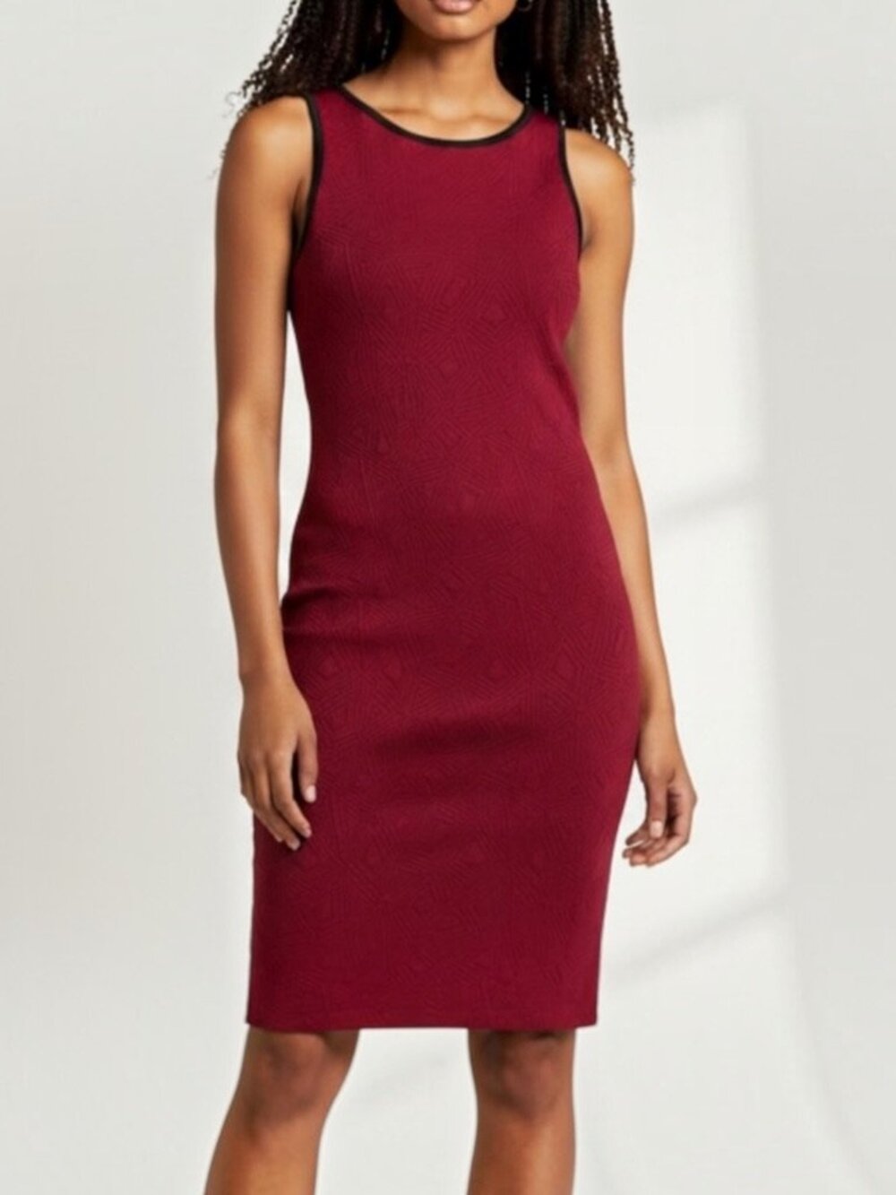 Forever 21 Burgundy Wine Geometric Textured Jacquard Sheath Midi Dress L